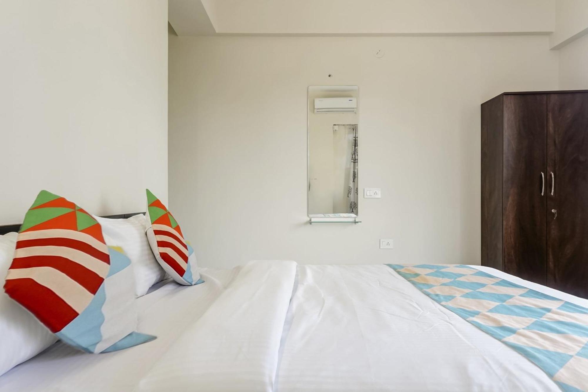Hotel O Home Elegant Prime Ville Chinchvad Eksteriør billede